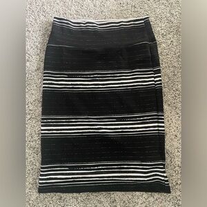 Black LuLaroe Cassie pencil skirt